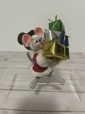 Vintage Annalee Mobilitee Doll Christmas Mouse With Gifts 2003