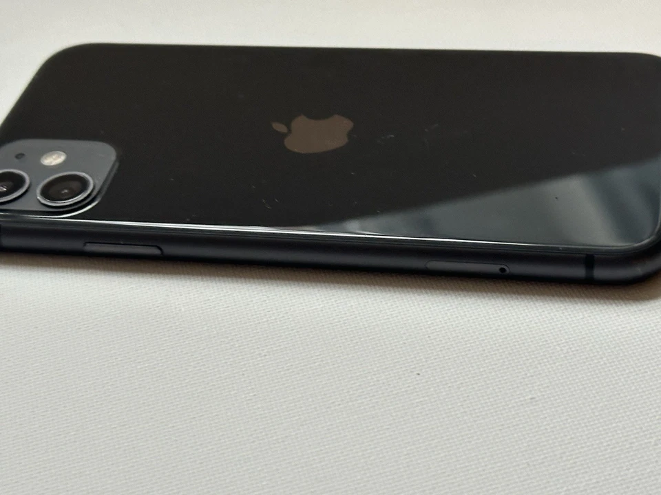 Apple iPhone 11 64GB Black - Good Condition - For Parts Not Working - READ - Image 4 of 4