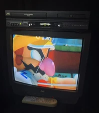 JVC 🔥  **READ**  AV-20020 20" CRT WITH VCR DVD COMBO  TV Retro Gaming sony 