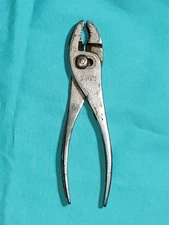 KRAEUTER 1973 5 1/2" SLIP JOINT PLIERS GRIPKUT JUNIOR WITH WIRE CUTTERS  USA