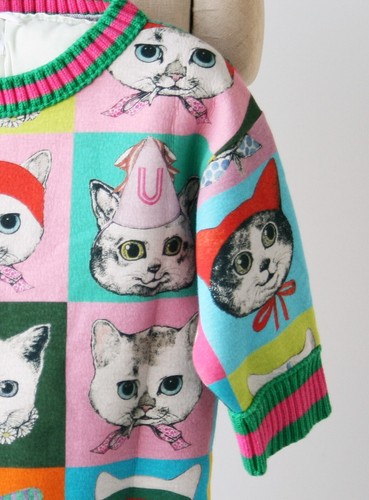 Gucci Cats and Dogs Pattern Bay Sweatshirt - Picture 3 of 8