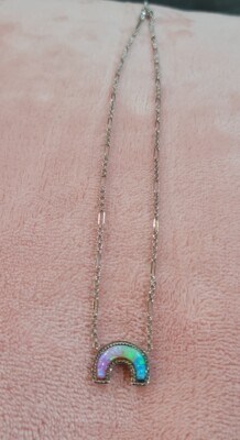 NWT KENDRA SCOTT KYOCERA OPAL RAINBOW NECKLACE IN SILVER PASTEL