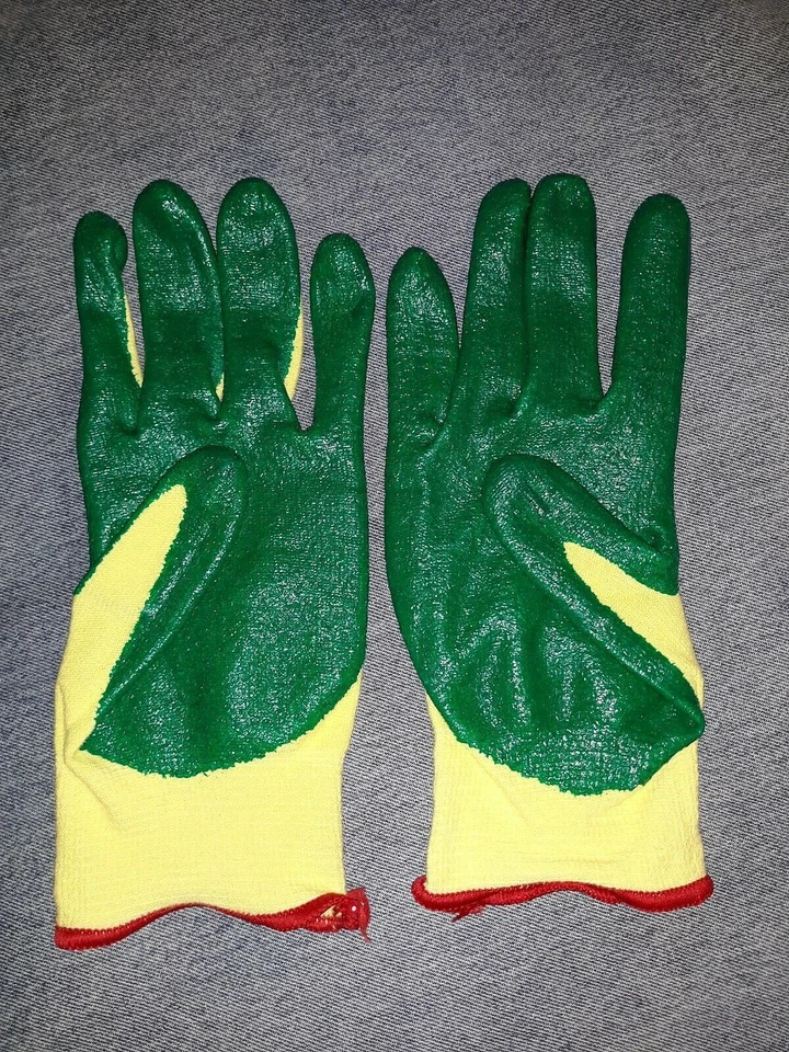 12- Guantes de trabajo de paisajismo de construcción de Kevlar resistentes a cortes de nitrilo hechos con Kevlar Foto 2 de 4
