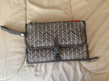 Skip Hop Portable Baby Changing Pad, Pronto, Grey Feather