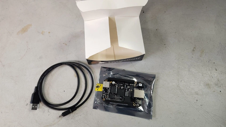 Placa de desarrollo Beaglebone Black Rev B (4481) Foto 2 de 4