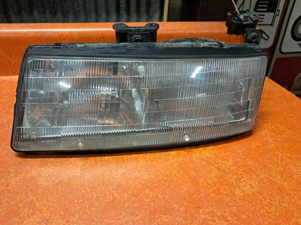 Conjunto de faros delanteros para conductor Chevrolet Lumina 1990-1994 LH Foto 4 de 4