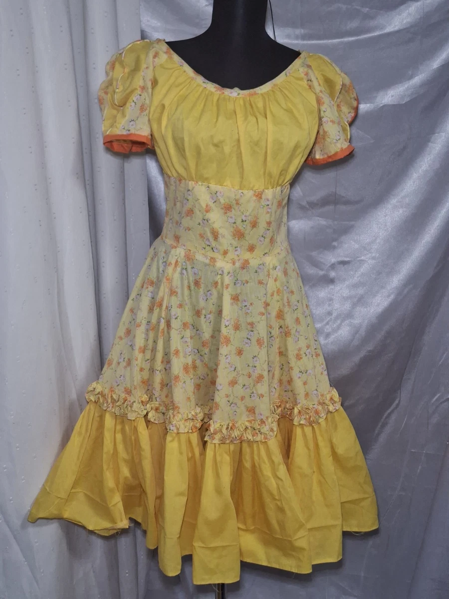 simply dreamy emerald green satin floral jacquard maxi dress Yellow Lace-Accent Empire-Waist Dress – Yo Baby India main image 0