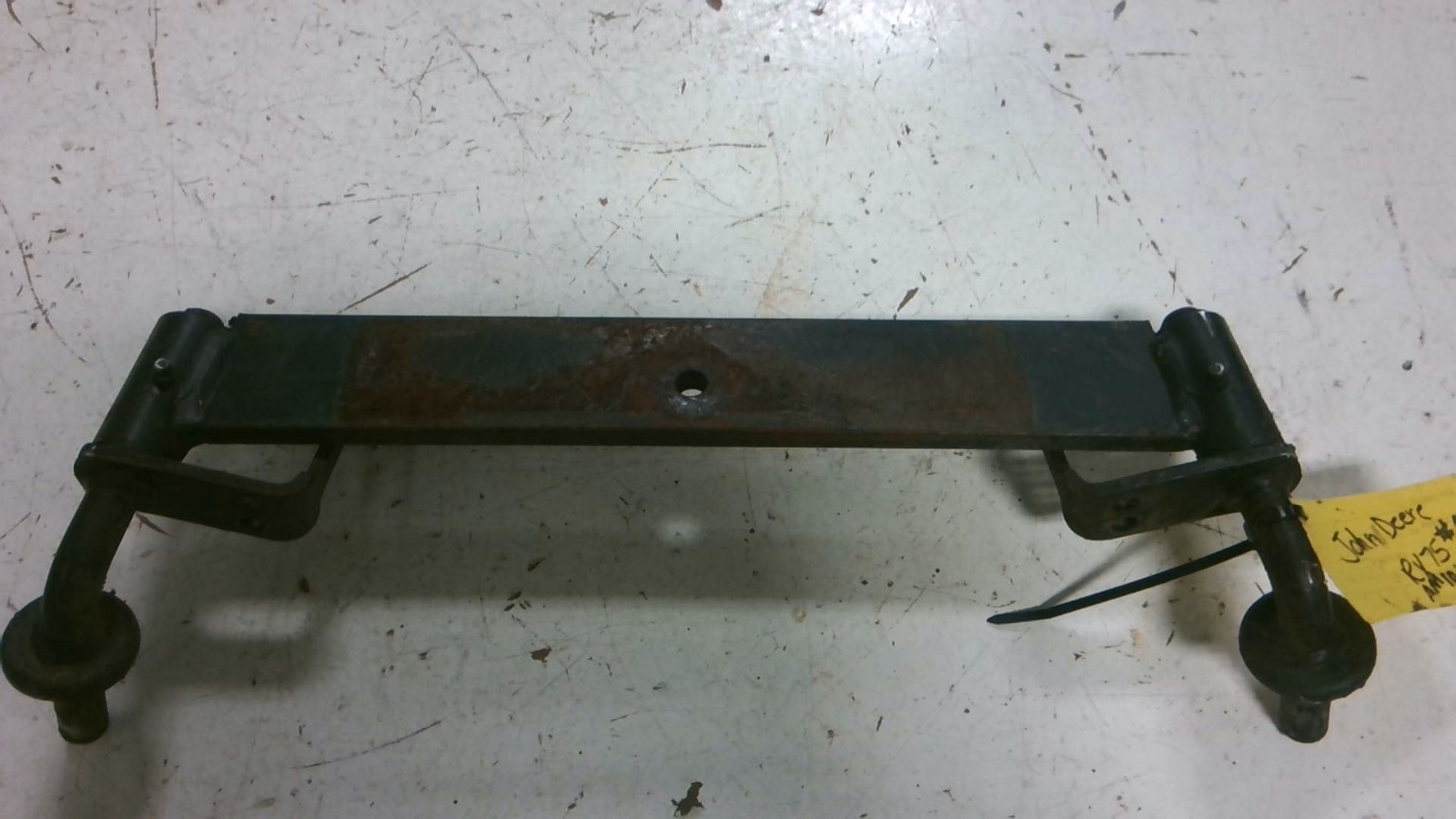 John Deere OEM Front Axle AM101717 Spindles w/spindles RX73 RX75 #10 ...