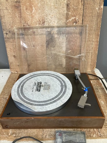 Vintage Acoustic Research AR XA turntable w/ SHURE stylus POWERS ON SPINS - Picture 20 of 20