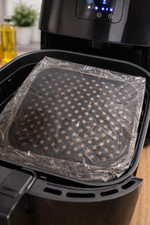 🍟 Air Fryer Crisper Tray / Perforated Grill Rack – Non-Stick Baking Insert