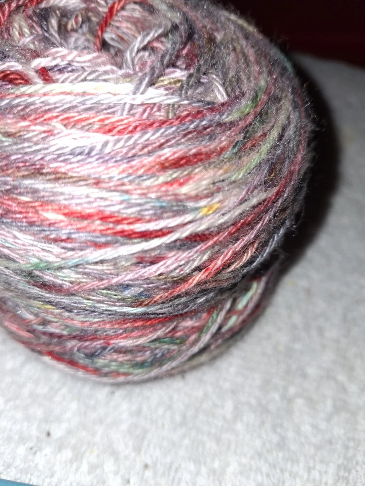 "Portal Mágico" de Expression Fiber Arts Camel y Morera Seda 500y Foto 4 de 4