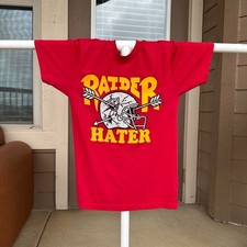 Vintage raider hater graphic short sleeve red color shirt VK17608