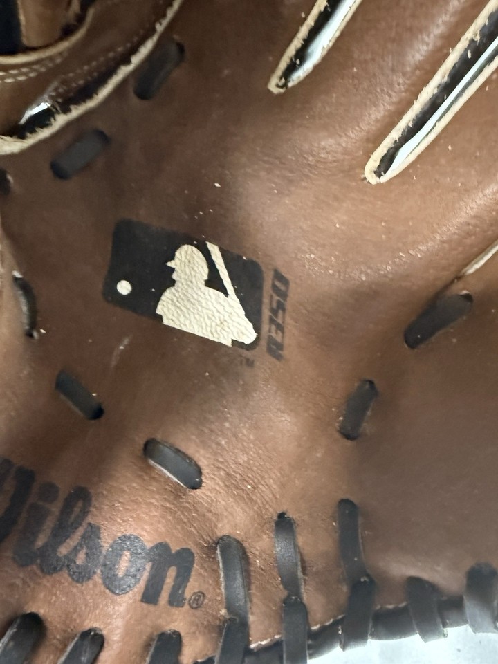 WILSON A700 (12 po) - Gant de voltigeur de baseball pour adulte | Le