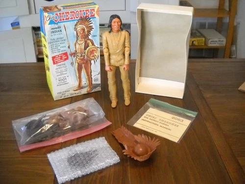 VINTAGE MARX JOHNNY WEST MOVABLE CHIEF CHEROKEE. ACCESSORIES,MANUALS,BOX 1966