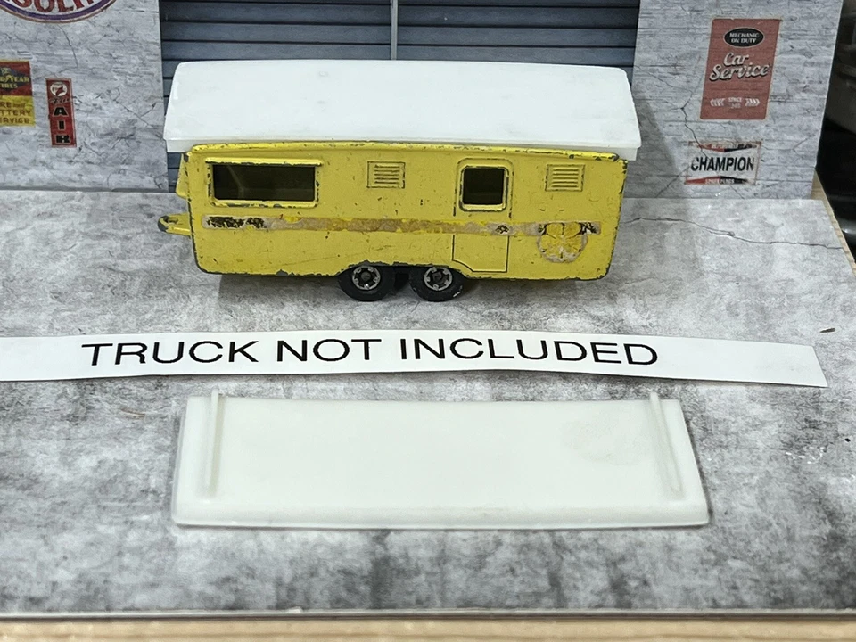 MATCHBOX SUPERFAST # 57 TRAILER CARAVAN (TOP ONLY) - Image 2 of 3