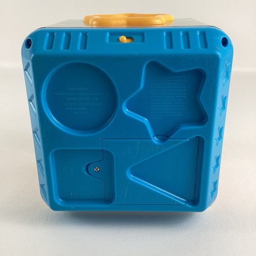 Fisher Price Peek A Blocks Shape Sorter Activity Cube Toddler Vintage 2003 Toy - Picture 11 of 11