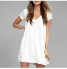Lulus White “Freestyle” V-Neck Shift Dress NWT small
