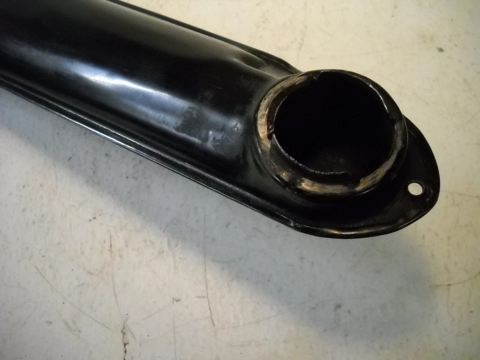 Chevrolet Corvair 1966 tubo de admisión de carburador de motor Foto 4 de 4