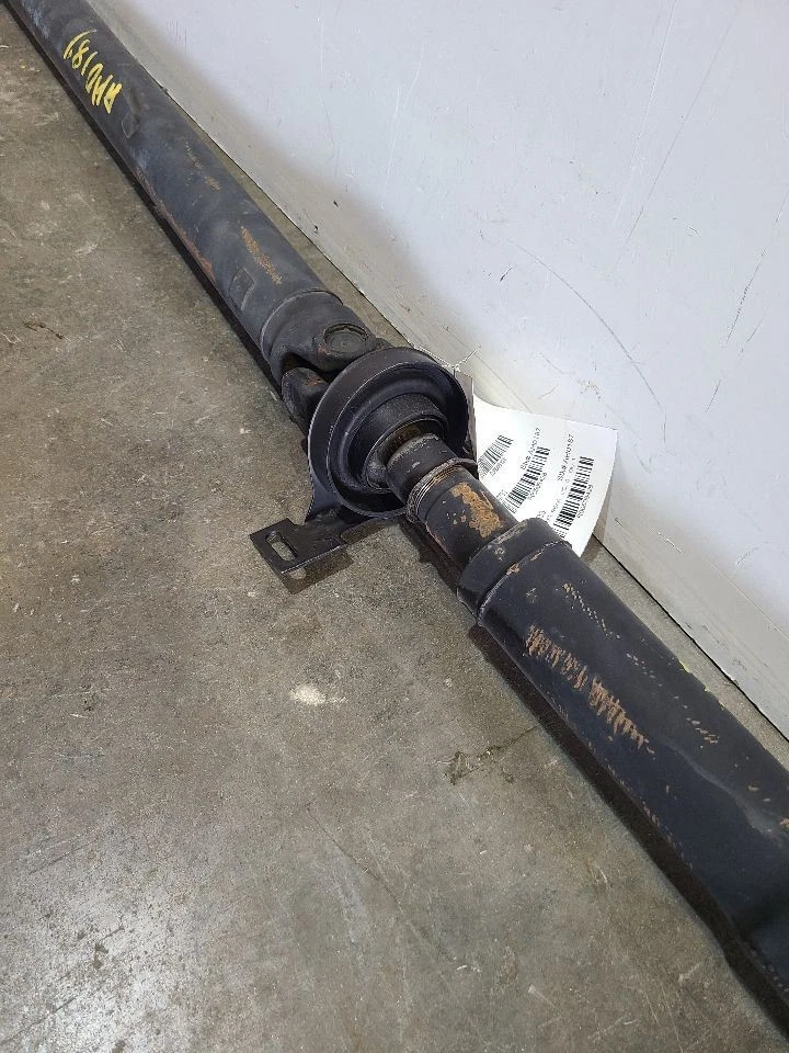 Rear Drive Shaft Manual Transmission Fits 92-95 BMW 325i 508428 Foto 3 de 4