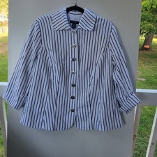 NWT WOMENS Chaps Blazer White with Blue Pin Stripes SIZE SMALL