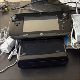 Nintendo Wii U Bundle w/ GamePad, Power Adapter, Mario Kart 8 & Mario Party 10