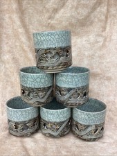 Tasses à cheval Somayaki Soma Ware vert craquelé coeurs dorés.
