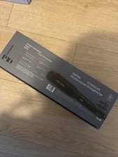 Nicky Clarke Infrared Pro Hair Straighteners - Black (NSS902)