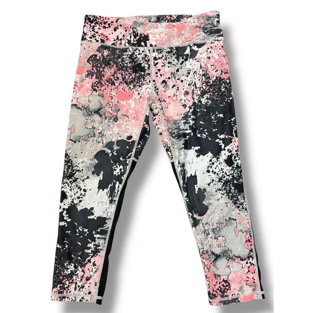 fabletics black splatter print athletic workout capri leggings