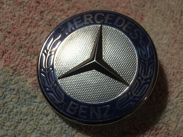 1298880116 эмблема мерседес