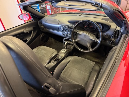 Porsche Boxster 986 Guards Red - Picture 21 of 23