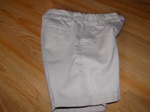 Girl's Size 8 Regular Izod Khaki Tan School Uniform Shorts Adjustable Waist EUC - Picture 3 of 4