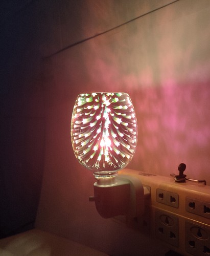 Electric Wax Oil Warmer Plug In Light Aroma - 3D Glass Indoor Night Light - Picture 7 of 18