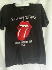 Rolling Stones North American Tour 1975 Tongue Logo Graphic T-Shirt Black S