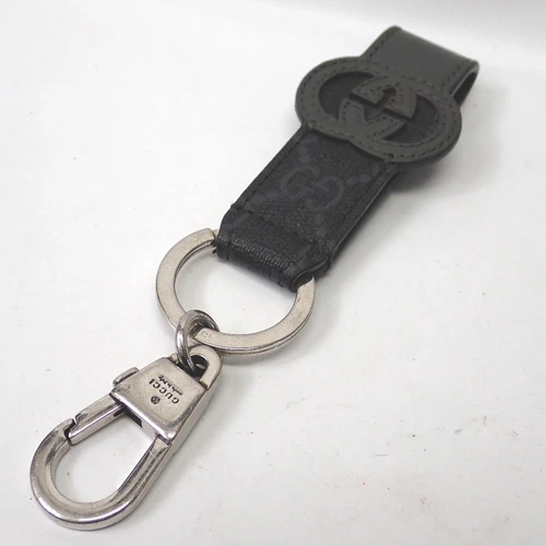 Porte clés GUCCI imbriqué GG Supreme noir