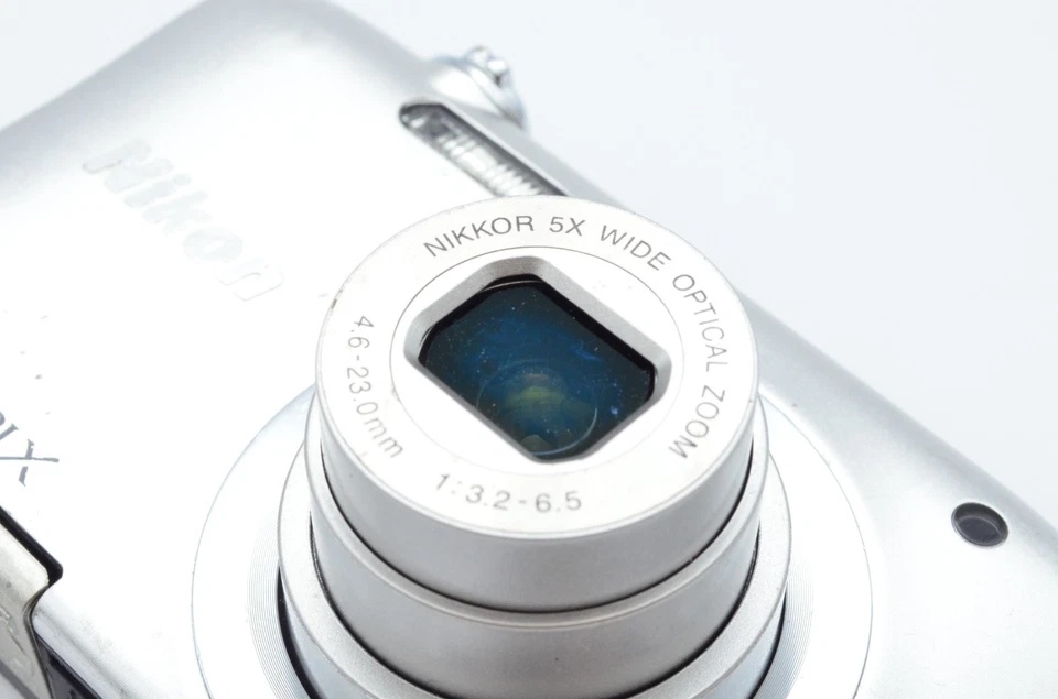 Cámara digital compacta Nikon COOLPIX A100 20,1 MP con cargador de batería Japón EXC+3 Foto 3 de 4