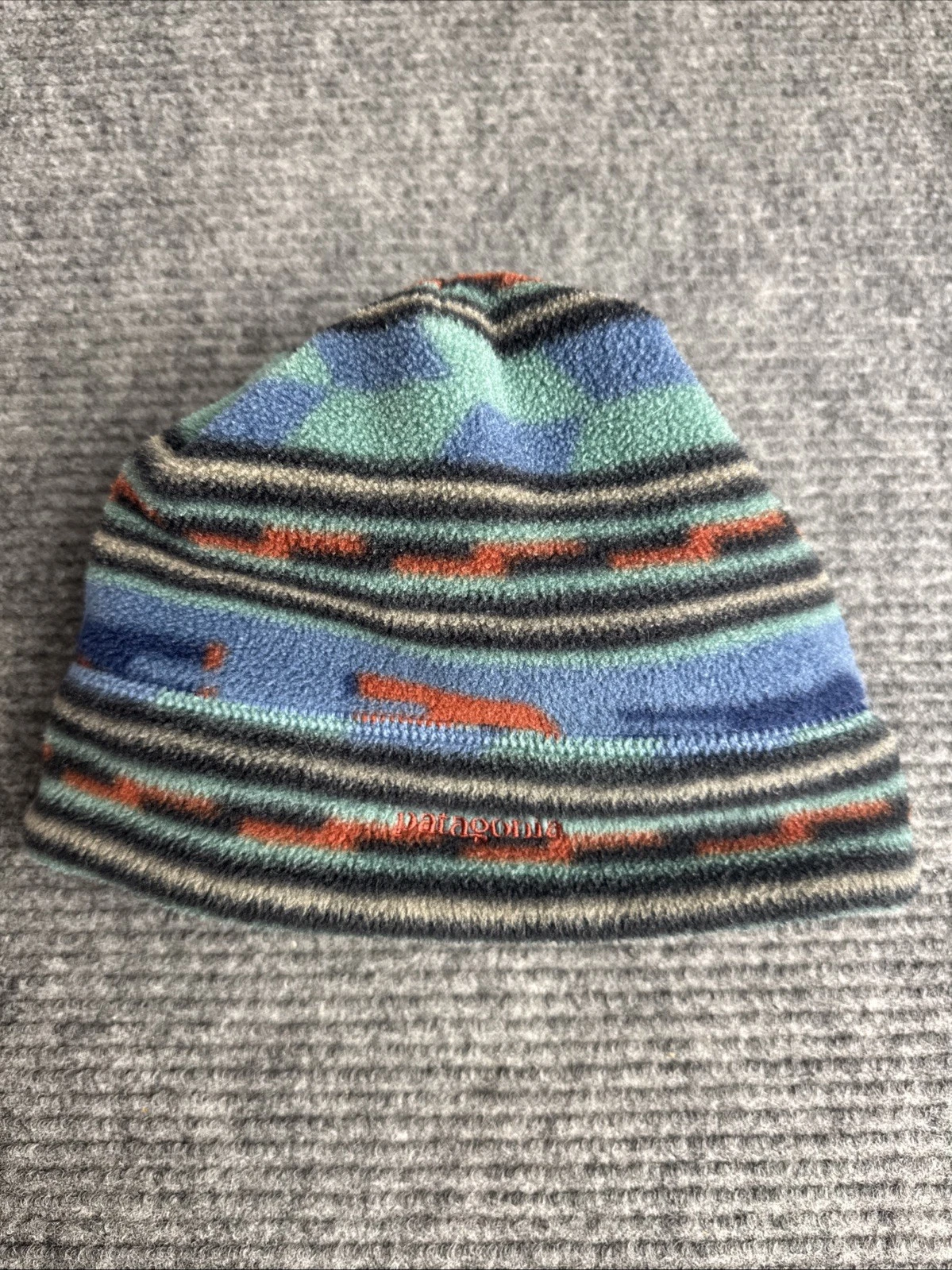 Vintage Patagonia Beanie Fleece Aztec Western Geometric Size Large Made In USA
Opens in a new window