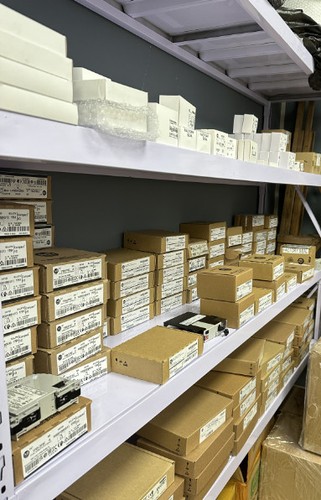 20AC022A3AYYADG1  New AB 20A Series PowerFlex 70 AC Drive Free Shipping US - Picture 3 of 5