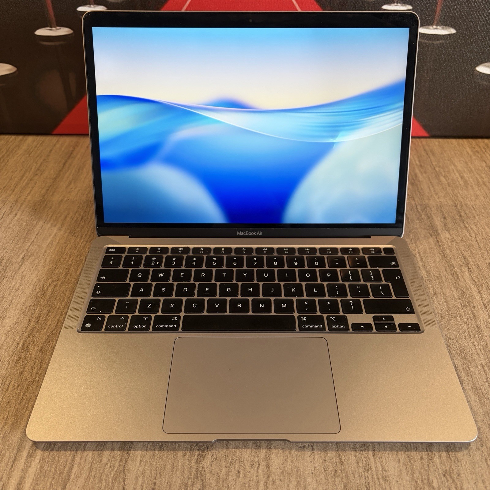 Apple MacBook Air 13 inch M1 2020 256GB SSD 16GB RAM Laptop A2337 Space Grey