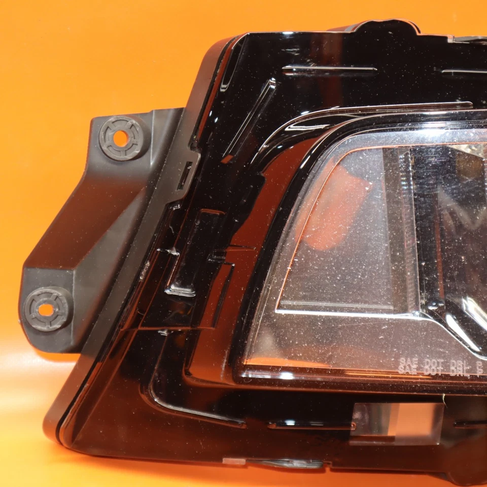 Cadillac XTS luz antiniebla pasajero derecho 2018 2019 233450720 LED OEM Foto 2 de 4