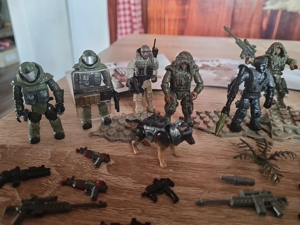 Mega Bloks Collector Series Call of Duty 14 Stück Konvolut Figuren Vintage RAR - Bild 2 von 4