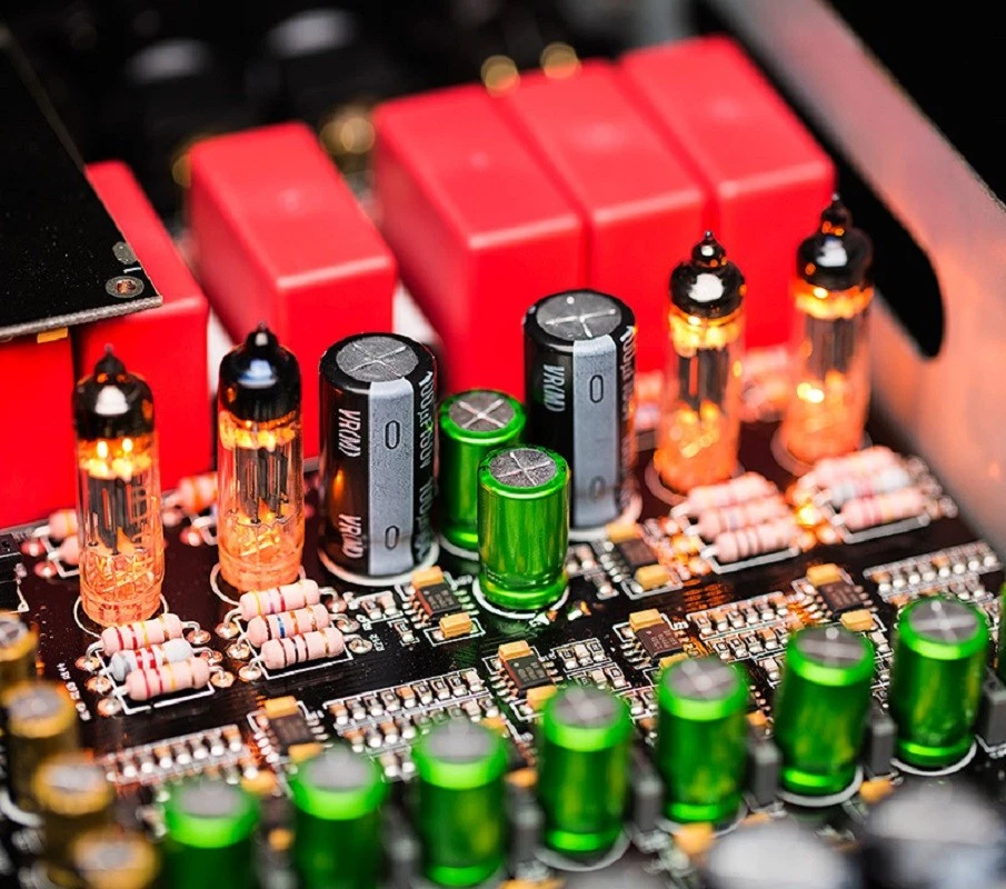 Cayin IDAC-6 MK2 - DAC Audio Valvolare - Immagine 4 di 4