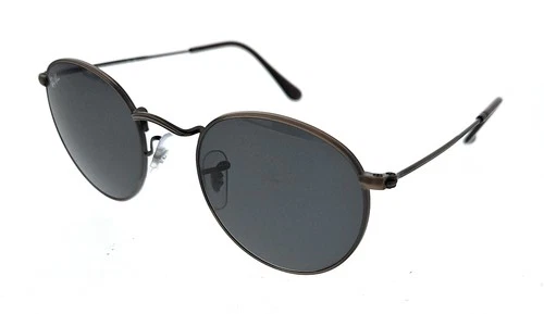 Ray-Ban vs Oakley — Which Sunglasses Are Better?