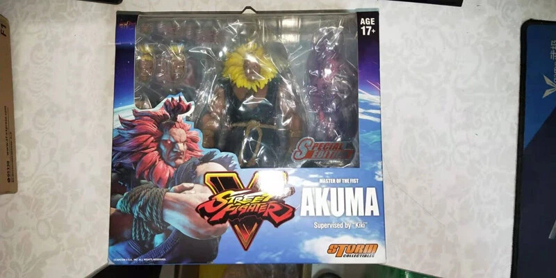 Why does akuma look like a lion : r/StreetFighter