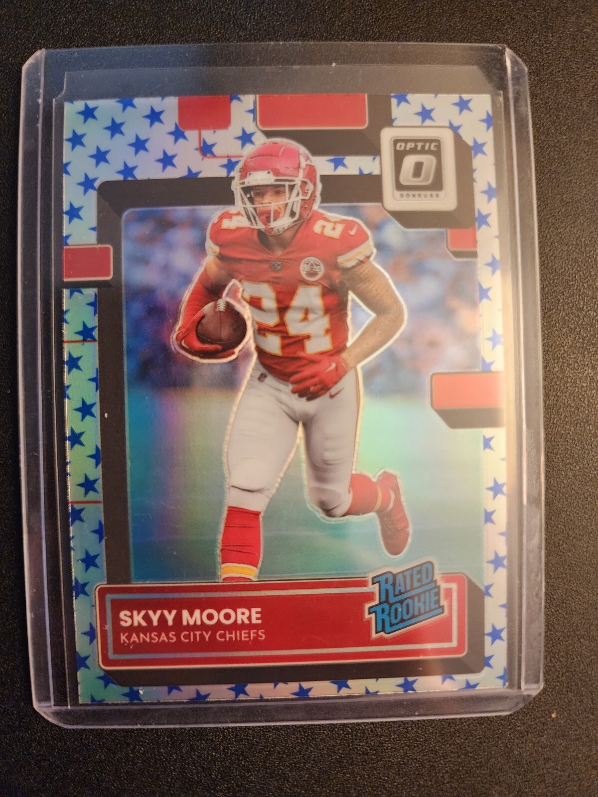 2022 Optic Skyy Moore Rated Rookie Silver Blue Stars Prizm SP RC #224 Chiefs