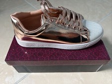 Woman Refresh shoes size 9 Rose Good