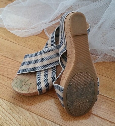 LUCKY BRAND Blue & Cream Striped Women's Wedge Sandals-Elastic Strap - Sz 8.5M - Picture 11 of 11
