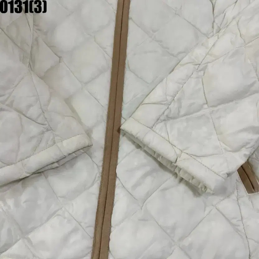 The North Face Quilted Ivory Jacket, Size M, Light Use thumbnail 2