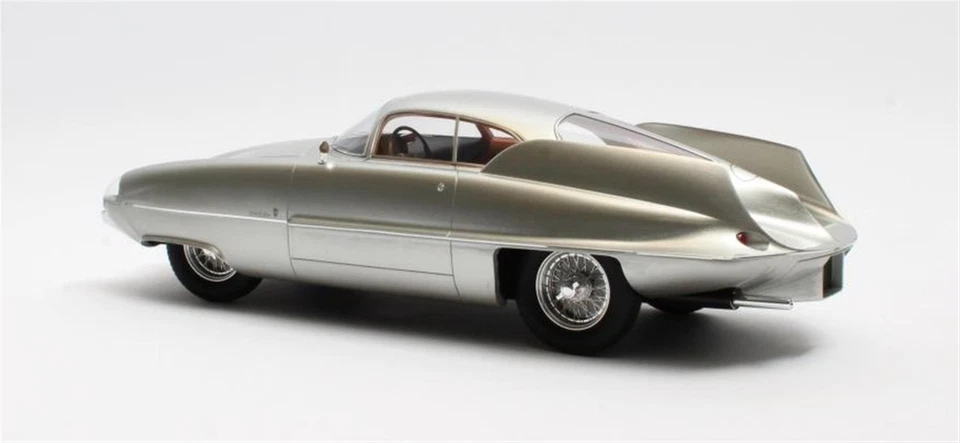 MATRIX MXL0102-031 1/18 Alfa Romeo B.A.T. 9 1955 Modello Auto Argento - Immagine 2 di 4