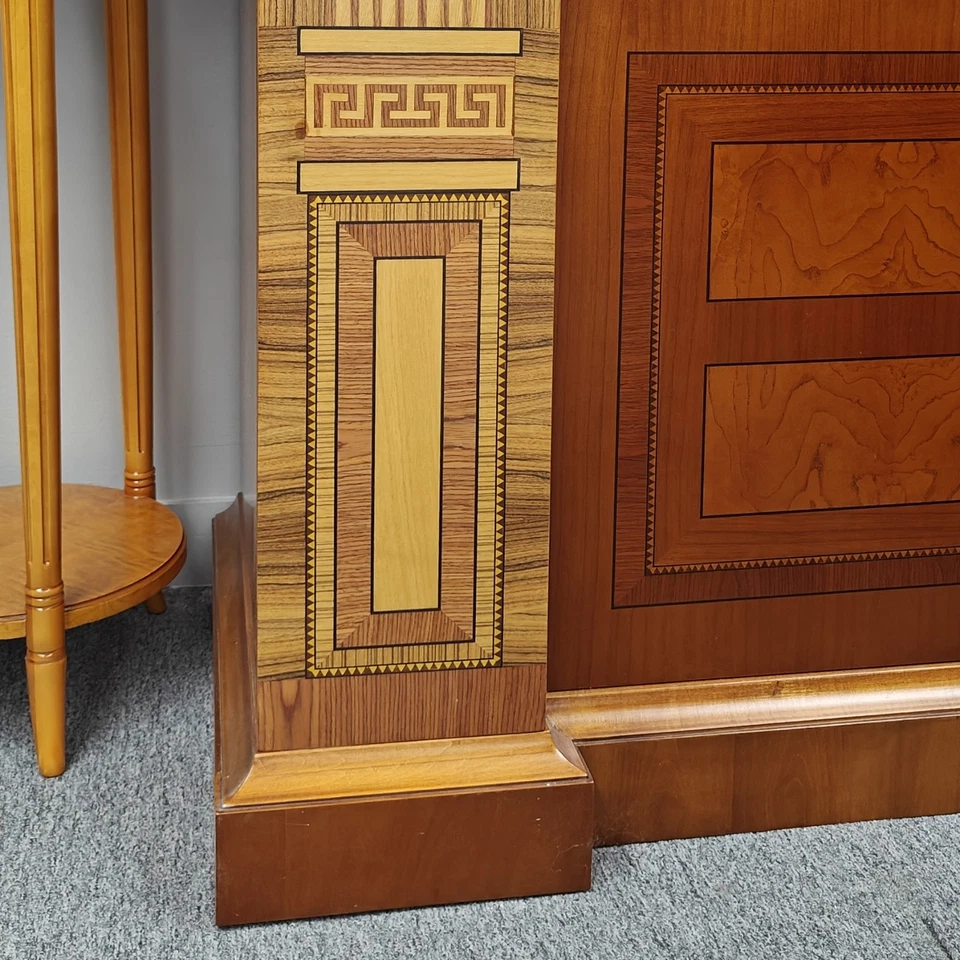 Unidad de pared italiana única - madera antigua/tradicional Foto 3 de 4