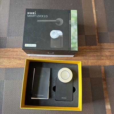 Nuki Smart Lock 2.0 neuwertig Elektronisches TürschlossNuki KeypadNuki PowerPack